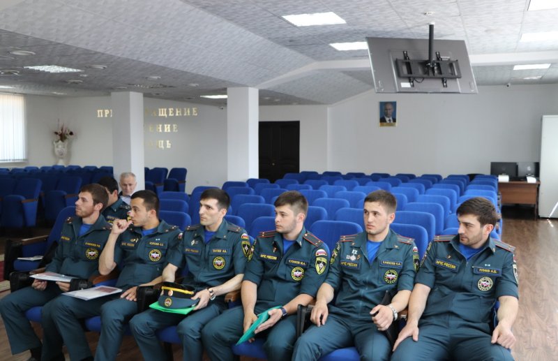 ИНГУШЕТИЯ. Встреча с молодыми специалистами в Главном управлении МЧС России по Республике Ингушетия