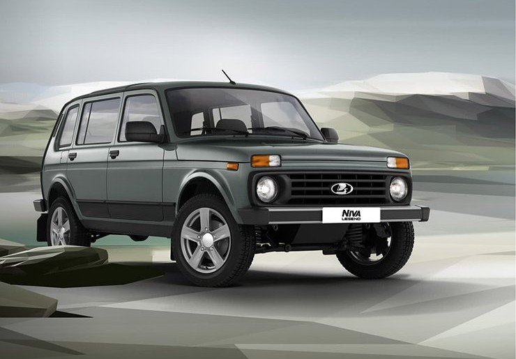 Стоимость трехдверного внедорожника Lada Niva Legend в новой комплектации составит от 647,6 тысячи рублей