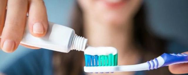 Стоматолог Рублева предупредила о риске воспаления десен, если не чистить зубы должным образом