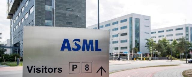 Власти США намерены запретить продавать оборудование ASML по производству чипов в Китай