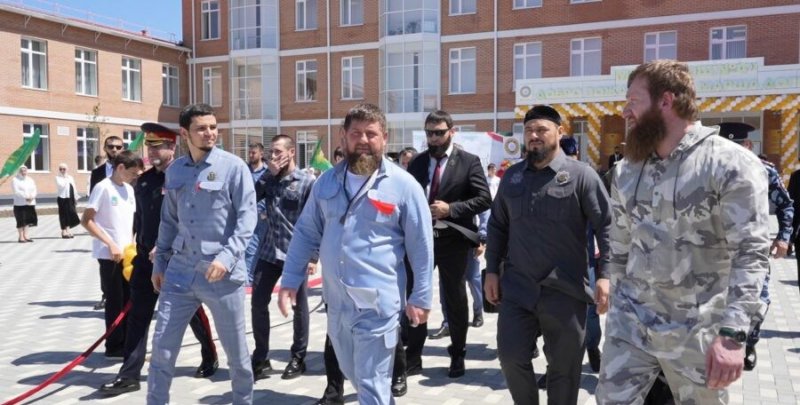ЧЕЧНЯ. Рамзан Кадыров побывал на открытии детского сада и школы в Грозном