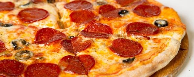 Диетолог Соломатина рассказала, как есть пиццу без вреда для фигуры