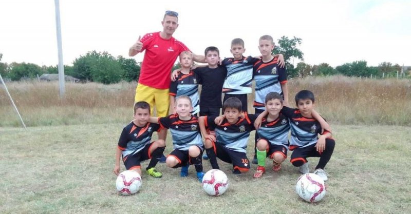 КРЫМ. В Изумрудное прошел школьный турнир по футбол