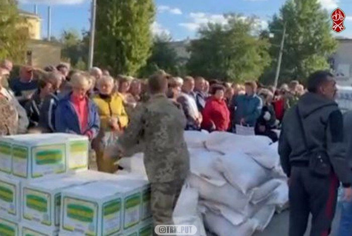 ЧЕЧНЯ. Фонд Кадырова провел гуманитарную акцию в Лисичанске и Первомайске (ЛНР)