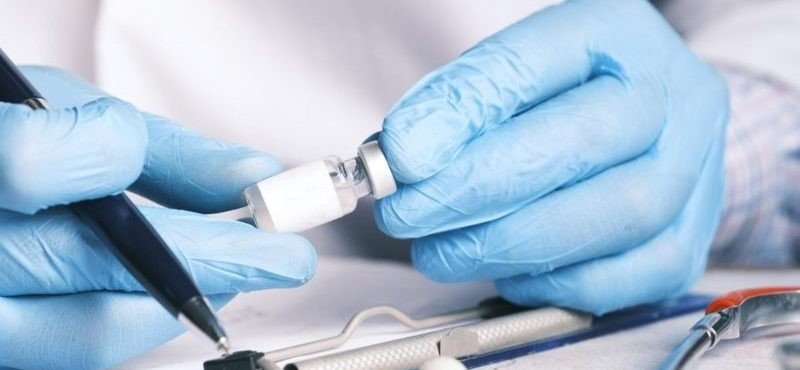 Минздрав РФ  разрешил исследования назальной вакцины от коронавируса