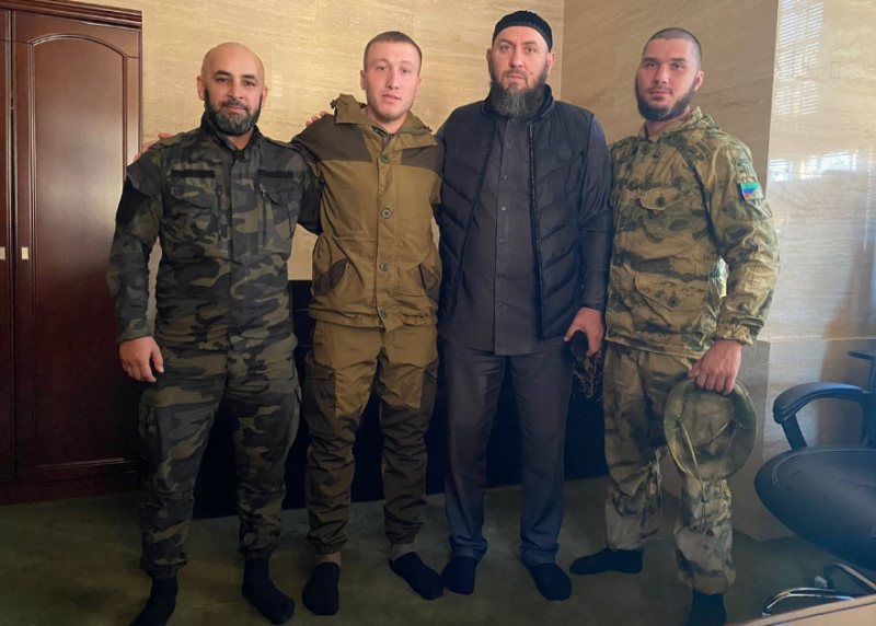ЧЕЧНЯ.  Мобилизованный житель Оренбурга принял в Грозном ислам