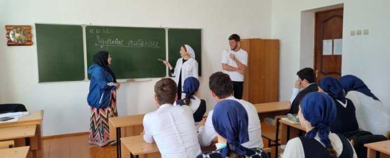 ЧЕЧНЯ. Более 300 школьников региона посетили уроки здорового питания