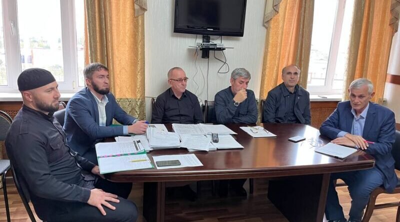 ЧЕЧНЯ.  В Минавтодоре Чеченской Республики  обсудили промежуточные итоги реализации дорожного нацпроекта