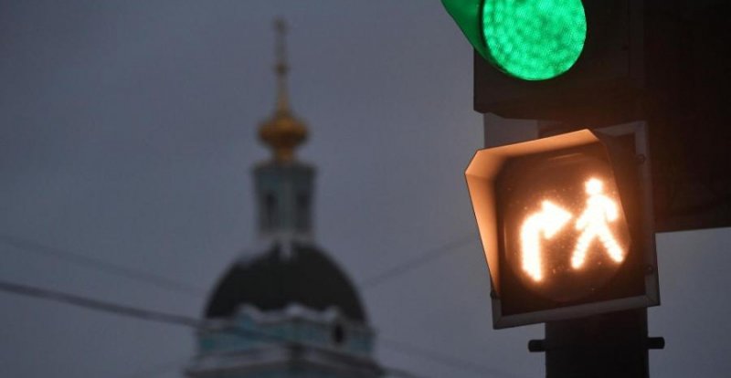 В России  официально закрепили в ПДД новый сигнал светофора
