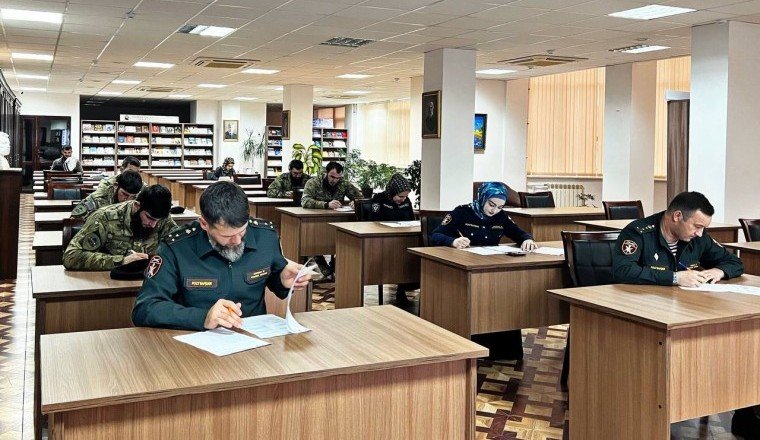 ЧЕЧНЯ. Чеченские росгвардейцы приняли участие в  «Большом этнографическом диктанте