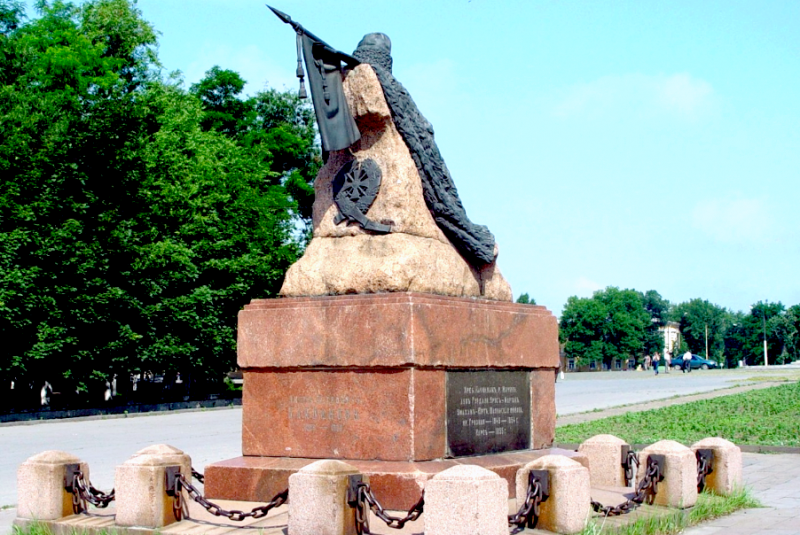 ЧЕЧНЯ. Гурдали в Новочеркасске или как и почему на Дону появился монумент с надписью Гурдали ?