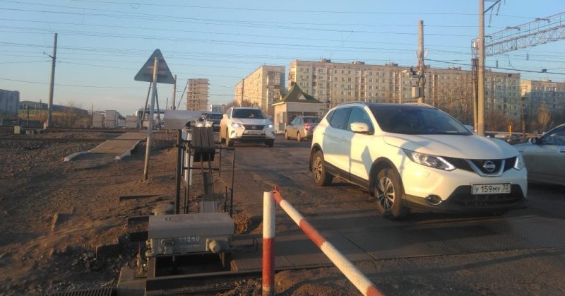 АСТРАХАНЬ. В Астрахани отремонтировали железнодорожный переезд на станции Кутум