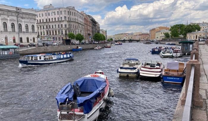 Поток туристов из Ирана ждут с весны в Санкт-Петербурге