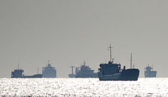 В районе Босфора застряли российские нефтяные танкеры