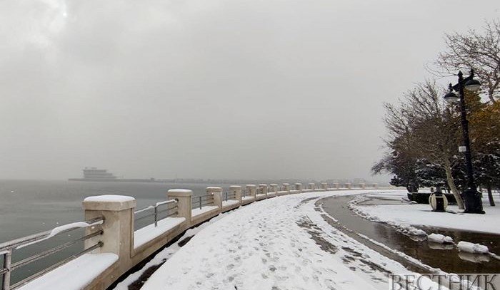 АЗЕРБАЙДЖАН. В Баку не  прекращаются снегопады
