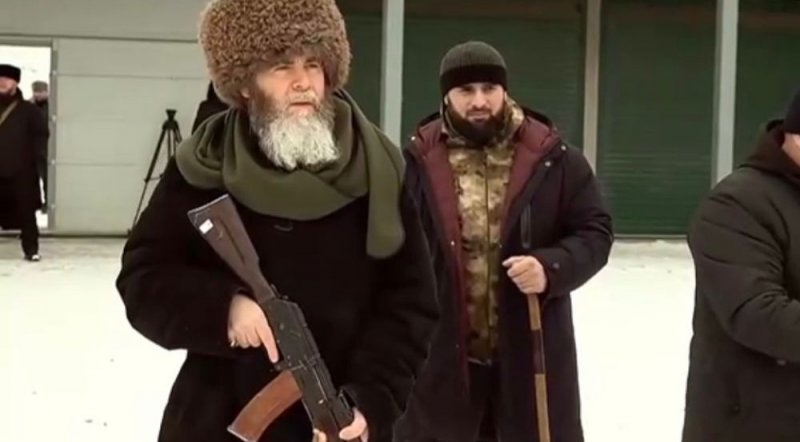 ЧЕЧНЯ. Чеченские богословы проходят военную подготовку в РУС