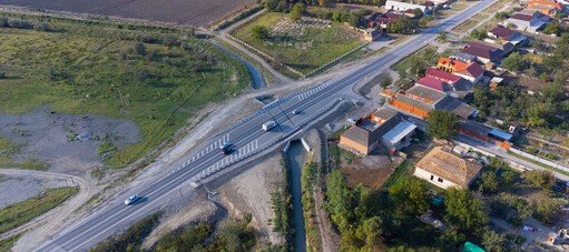 ЧЕЧНЯ. Выяснилось: за сезон в регионе отремонтировали 14 км федеральных автодорог и пять мостов