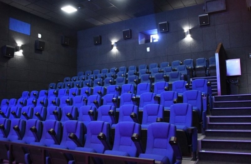 В 2022 году  выручка кинотеатров СКФО и ЮФО рухнула в два раза