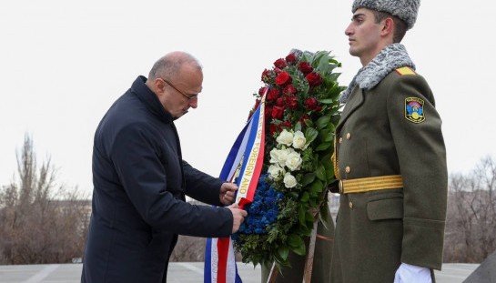 АРМЕНИЯ. Министр иностранных дел Хорватии посетил Мемориал памяти жертв Геноцида армян