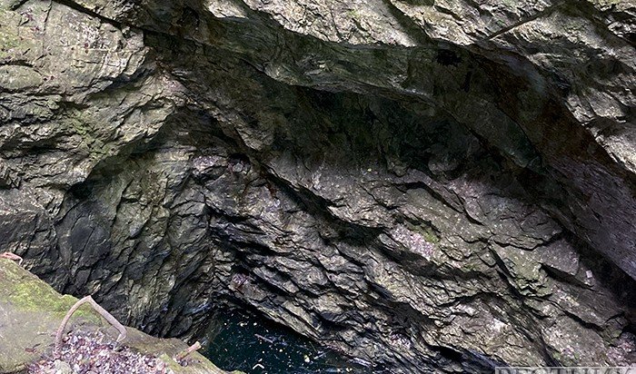 АБХАЗИЯ. Самая глубокая пещера мира получит имя Фазиля Искандераа