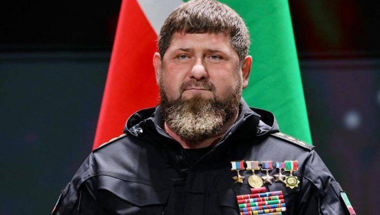ЧЕЧНЯ. Рамзан Кадыров поздравил пограничников с профессиональным праздником