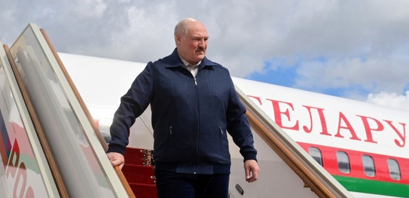 Президент Белоруссии прибыл в Москву для участия в Евразийском экономическом форуме
