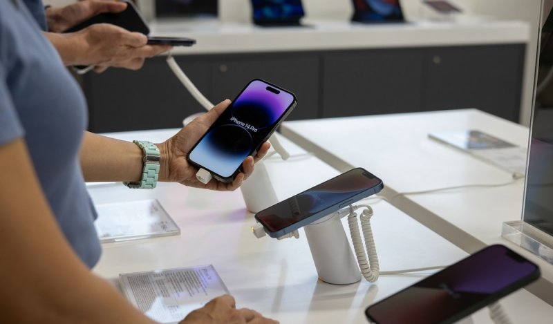 Apple планирует поднять  цены на флагманские смартфоны