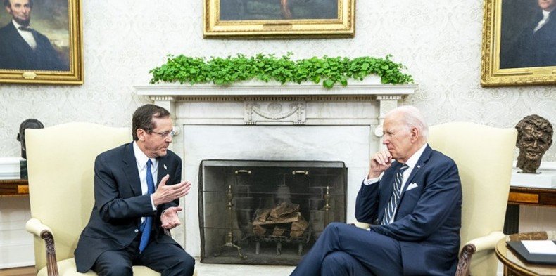 Джо Байден «уснул» на встрече с президентом Израиля в Белом доме