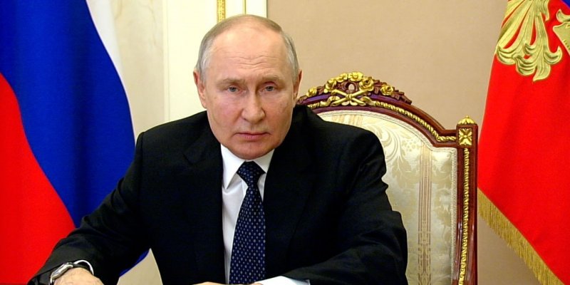 Путин поручил Минобороны подготовить варианты ответа Украине на теракт на Крымском мосту