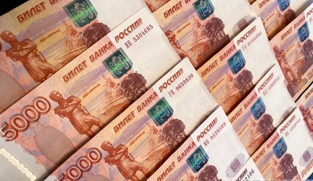 Стобалльники Дагестана получили по 100 тыс рублей
