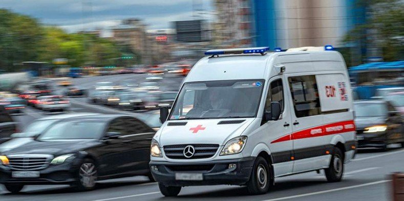 В Свердловской области 10 подростков были доставлены в больницу после употребления алкоголя
