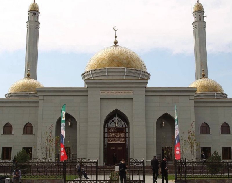 ЧЕЧНЯ. В республике  в этом году открыли 33 новые мечети