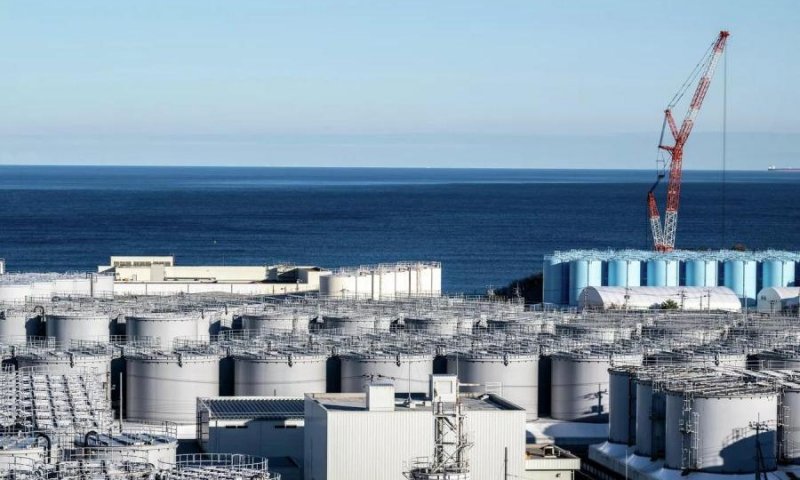 Япония начала сброс очищенной от радиоактивных веществ воды в океан