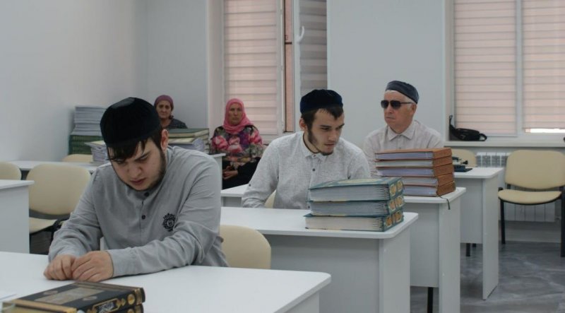 ЧЕЧНЯ. В медресе для слепых Грозного обучается 23 ученика