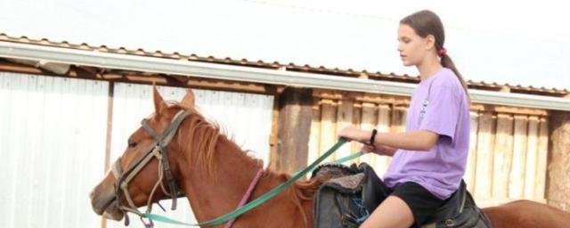 КАЛМЫКИЯ. В Калмыкии юные кикбоксёры побывали на конной прогулке