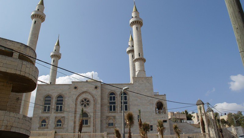 ЧЕЧНЯ. При обстреле Иерусалима повреждена мечеть имени Ахмата-Хаджи Кадырова