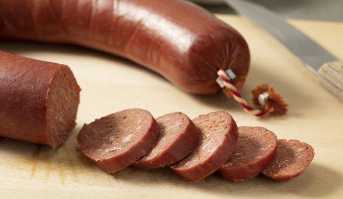 ЧЕЧНЯ. В халяльной колбасе из Свердловска обнаружена свинина