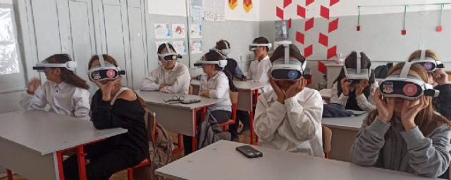 КАЛМЫКИЯ. В Калмыкии начал работать проект виртуальной реальности для детей