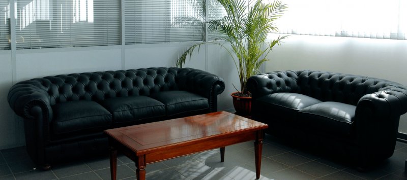 Как выбрать хороший диван в офис и где заказать по выгодной цене