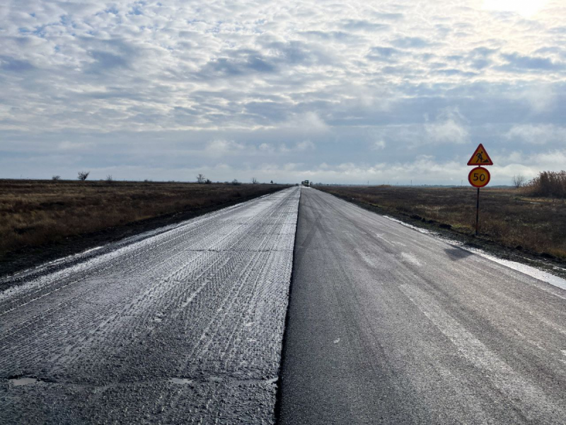 АСТРАХАНЬ. В Астраханской области приведут в порядок около 100 км дорог до конца 2023 года