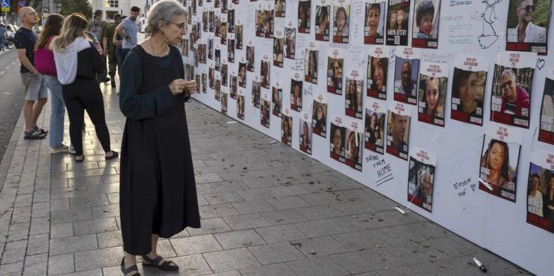 СМИ: Израиль обменяет задержанных палестинских женщин на сто заложниц у ХАМАС