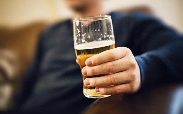 Гастроэнтеролог Белоусов назвал продукты, помогающие избежать алкогольного опьянения