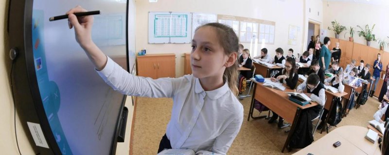 КАЛМЫКИЯ. В Калмыкии обсудили применение «цифры» в образовании