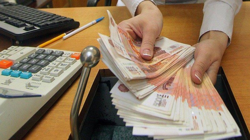КРАСНОДАР. В Краснодарском крае сотрудницу банка будут судить за хищение около 16 млн рублей