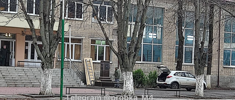 РОСТОВ. Скандальный памятник Петру Врангелю демонтировали в Ростове