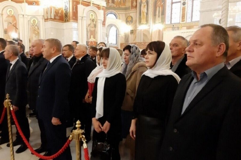 ВОЛГОГРАД. В Волгоградской области главы муниципалитетов собрались в соборе, чтобы помолиться о добрых делах