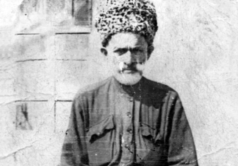 ЧЕЧНЯ. Сказитель, известный знаток чеченского языка, краевед Мани Гайтуркаев (1889-1977)