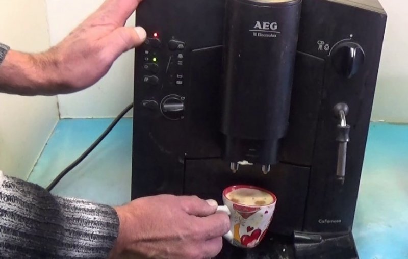 Профессиональный ремонт кофемашин AEG, техническое обслуживание