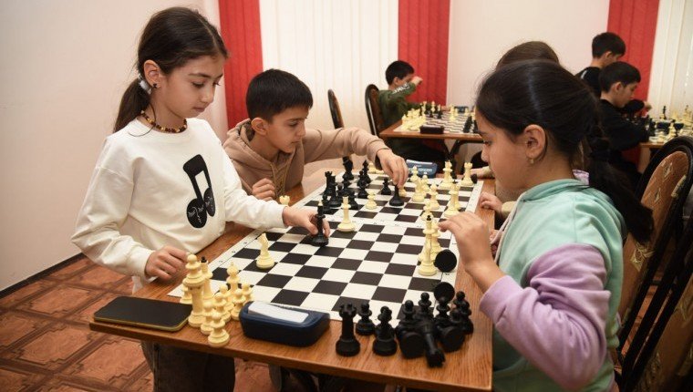ЧЕЧНЯ. Росгвардейцы в Грозном провели новогодний шахматный турнир