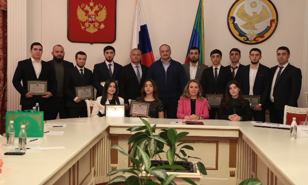 ДАГЕСТАН. Меликов встретился с председателями дагестанских студенческих земляческих сообществ